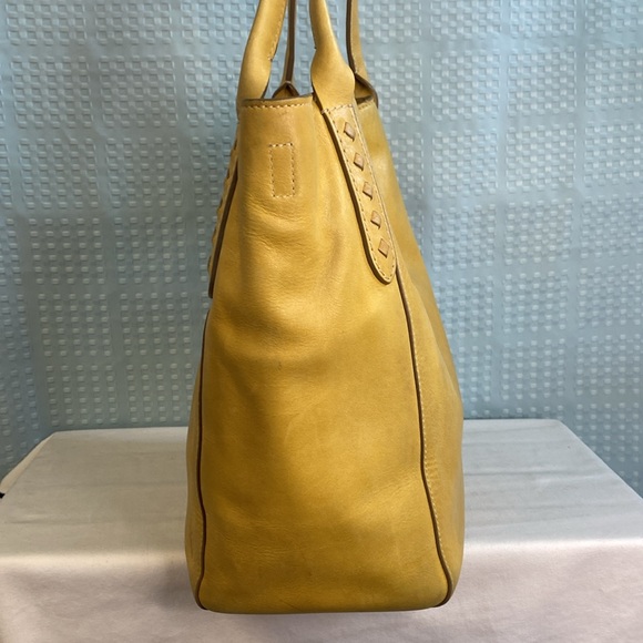 Frye Reed Medium Leather Hobo In Sunflower - Picture 8 of 17